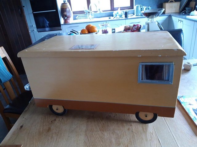 Preview of the first image of DOLL'S HOUSE SIZE WOODEN CARAVAN CHILDREN'S TOY.