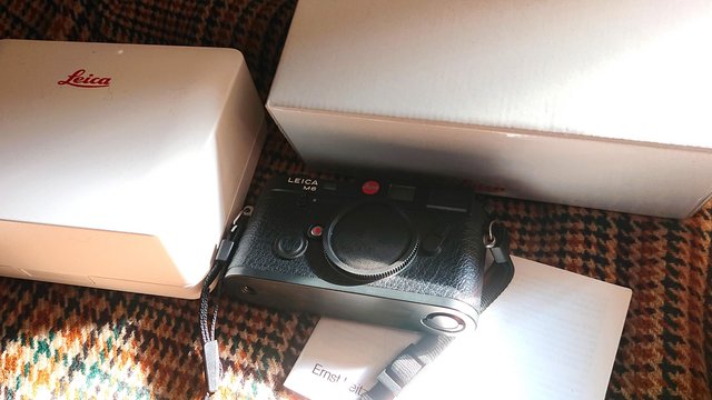 Image 8 of Leica M6 Black Rangefinder Camera Body