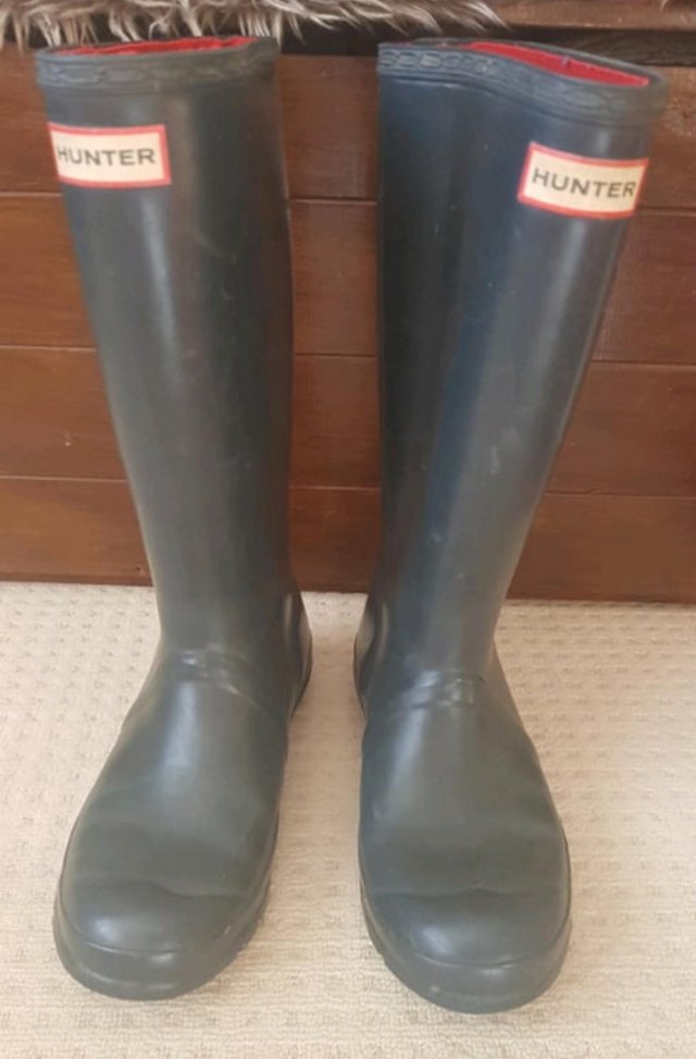 Preview of the first image of Hunter wellies navy kids uk 4 EU 37.