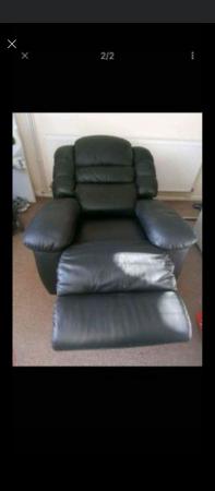 Image 2 of La-Z-boy manual leather recliner chair.