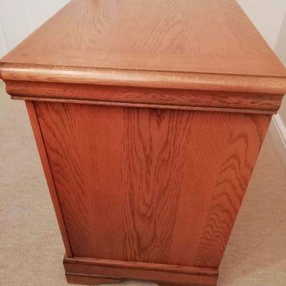 Image 8 of Immaculate Solid Oak TV or Games Storage Cabinet Cupboard