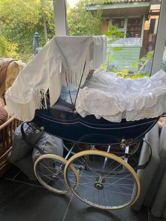 Image 3 of Beautiful Osnath Coach built pram with quilt and canopy