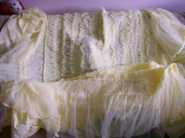 Image 1 of 1 Retro yellow nylon single bedspread