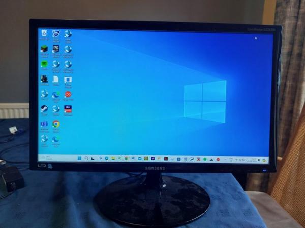 Image 1 of Samsung monitor, used and still works