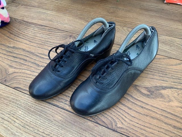 Preview of the first image of Irish Leather Dance Shoes size 3 (boys) for lessons & feis.