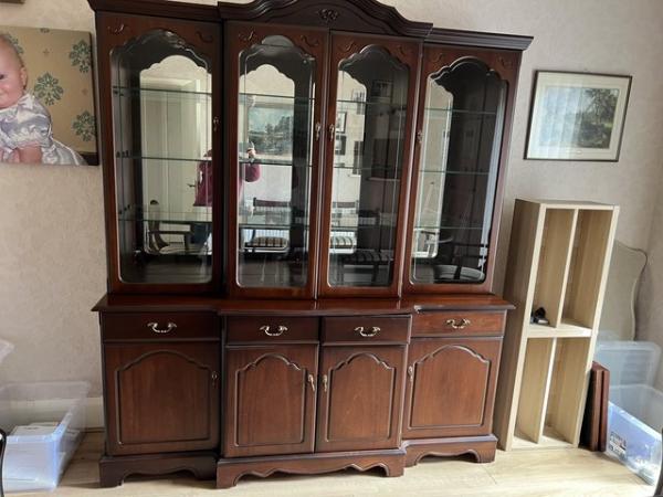 Image 1 of Free Second Hand Display Cabinet