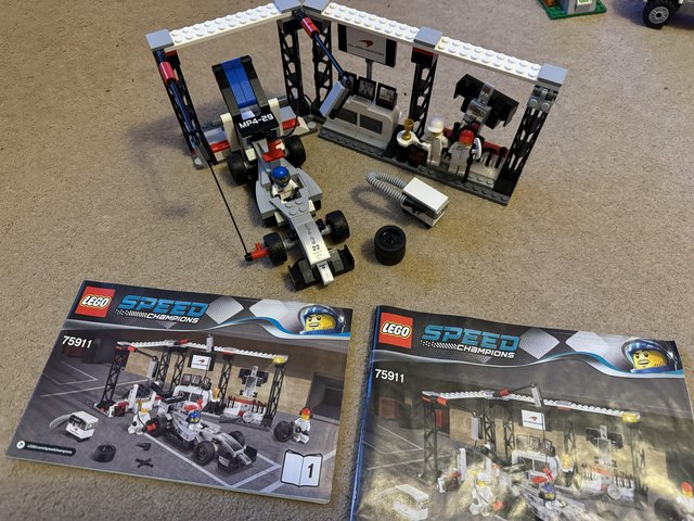 Preview of the first image of Lego 75911 McLaren Mercedes Pit Stop.