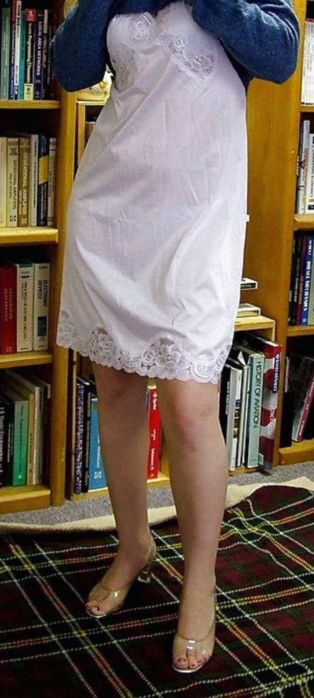 Preview of the first image of Ladies Mini Full Slips size 16.