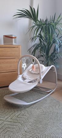 Image 3 of Excellent condition bedside crib and bouncer