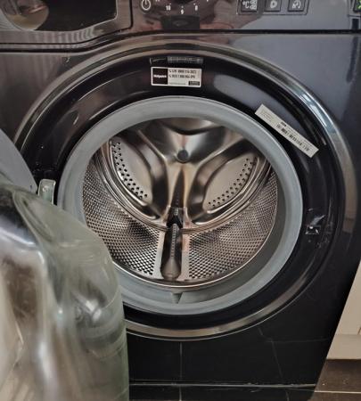 Image 2 of Hotpoint 8kg Washing Machine