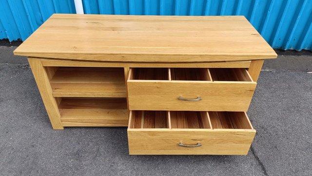 Preview of the first image of Modern Solid Oak TV Unit.