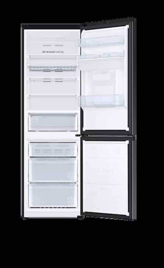 Preview of the first image of SAMSUNG RB34T632EBN/EU 70/30 Fridge Freezer - Black - Used 1.