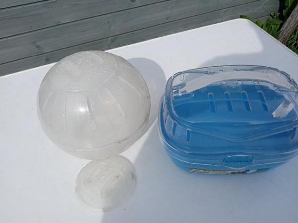 Image 2 of Hamster Ball & Carry Cage