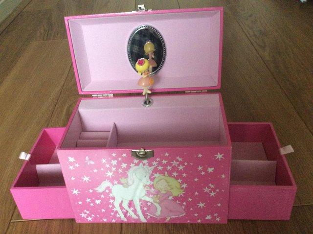 Preview of the first image of Pink Unicorn Musical Jewellery Box.