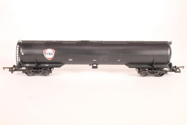 Preview of the first image of Rake of 00 Fina Bogie Tanks x 10.