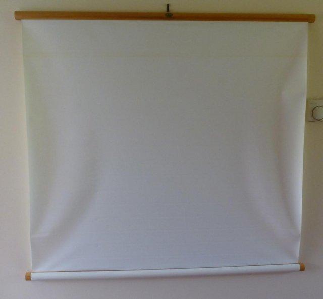 Preview of the first image of Gnome Wall Mounted Projector Screen.