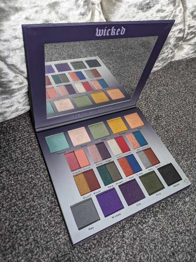 Preview of the first image of Unicorn Cosmetics Wicked Eyeshadow Palette.