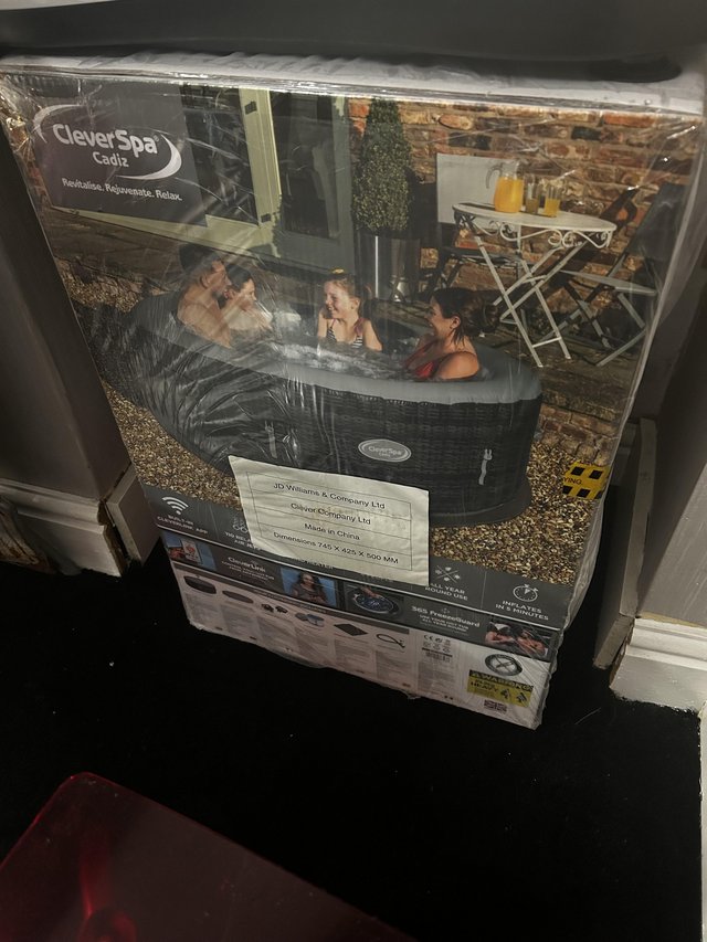 Preview of the first image of Cleverspa hot tub 4 person.