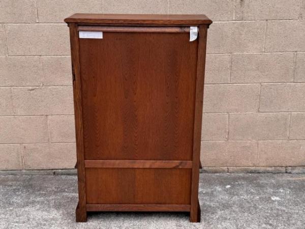 Image 14 of AN OLD CHARM LIGHT OAK BOOKCASE DVD CD DISPLAY CABINET UNIT