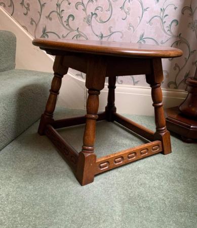 Image 3 of Lovely vintage oak occasional table, superb condition