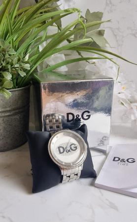 Image 3 of Dolce & Gabbana stainless watch steel crystal details