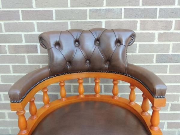 Image 8 of Chesterfield Captains Chair (UK Delivery)