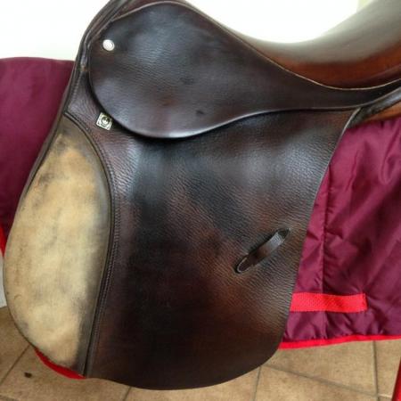Image 2 of Horse saddle Stubben English leather.