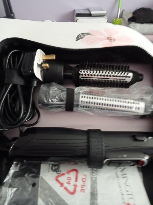 Preview of the first image of Hair styling  set for sale.
