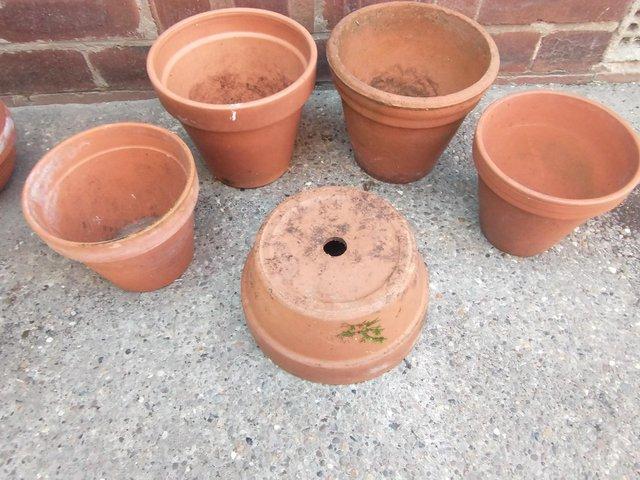 Preview of the first image of Terracotta pots..................