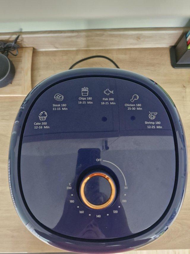 Preview of the first image of BEAR 3.5L Air Fryer Navy Blue.
