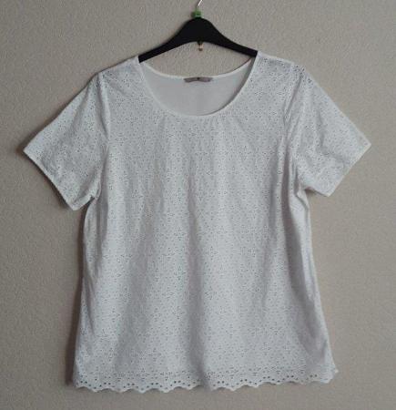 Image 1 of Pretty Ladies White Broderie Anglais Top - Size 18