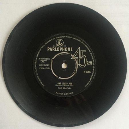 Image 2 of Vintage 1963 Beatles She Loves You single 45 7” record vinyl