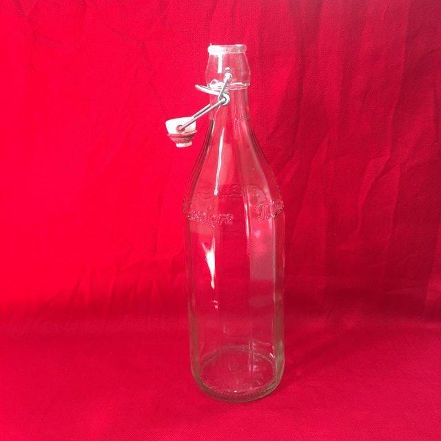 Preview of the first image of Il Casolare  glass bottle. 1 litre, swing/clip sealing lid..