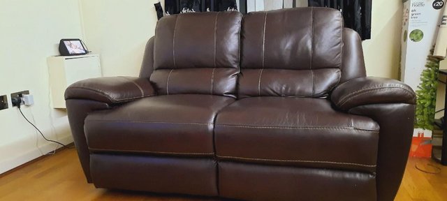 Image 3 of Plush Austin range Electric recliner Leather sofa set