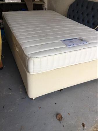 Image 1 of Dunlopillo small Double electric divan bed