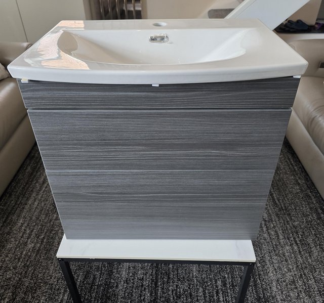 Nuie Athena 600 wall hung vanity unit including basinNEW — Cars & Vehicles in Grays