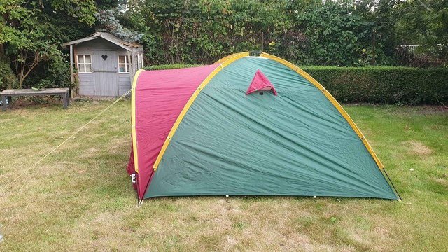 Image 2 of Eurohike adventure 220 tent 2/3 man