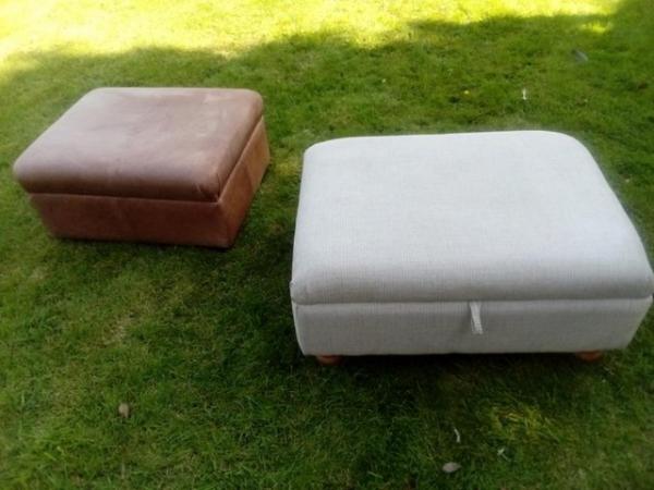 Image 1 of Foot stool leather with wooden feet