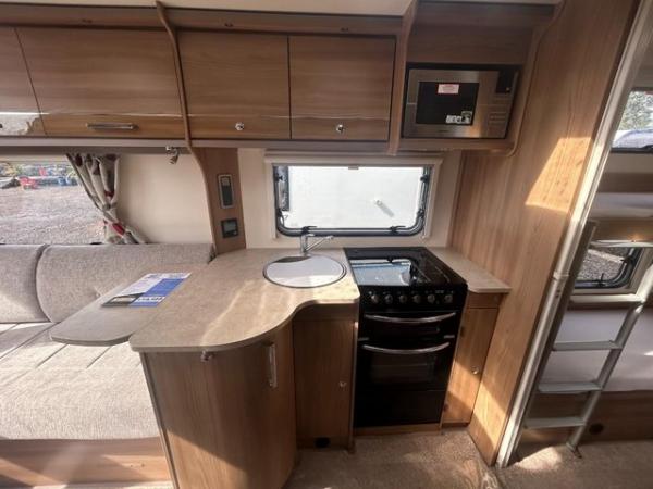 Image 11 of Bailey Pegasus Ancona 2017 5B caravan *Fixed bunks*