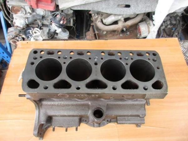 Image 3 of Engine block Fiat 1100 103d000