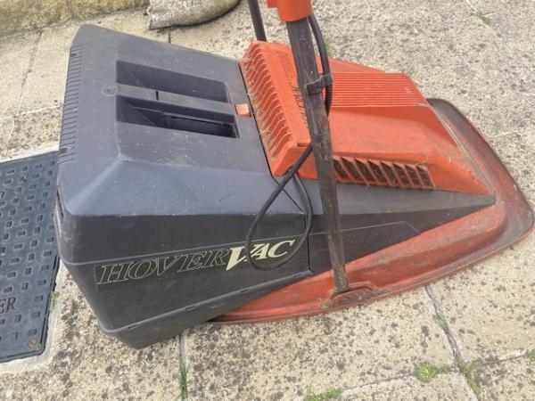Image 1 of Flymo Hovervac 4000 Lawn Mower