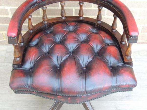 Image 18 of Dark Ox Blood Fully Buttoned Captains Chair (UK Delivery)