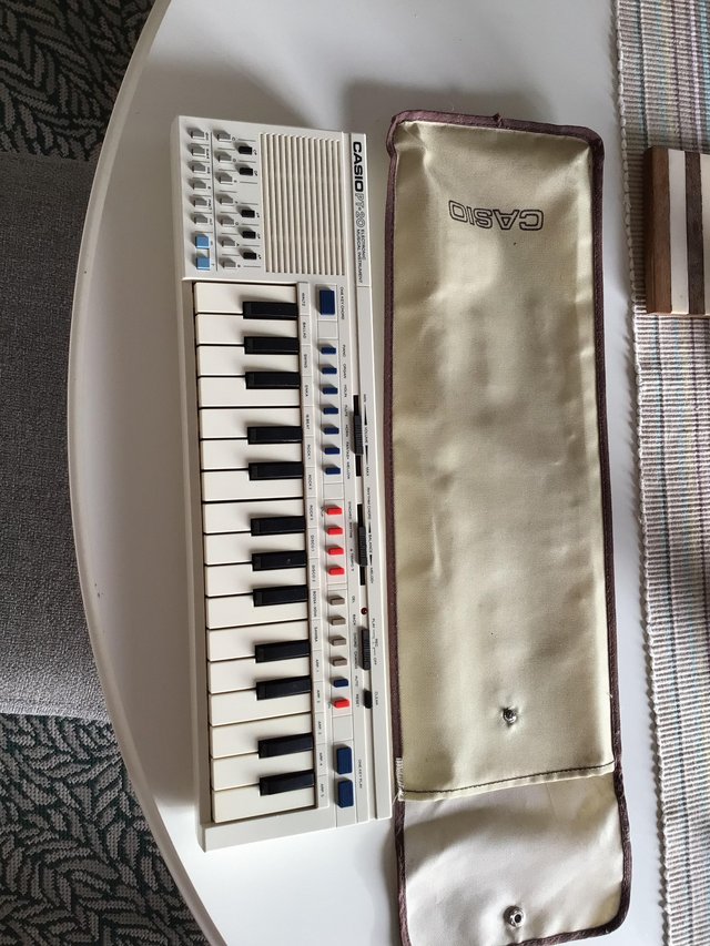 Preview of the first image of Casio PT-20 electronic keyboard/ synthesiser.
