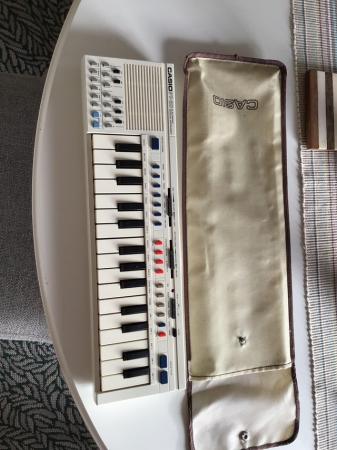 Image 1 of Casio PT-20 electronic keyboard/ synthesiser