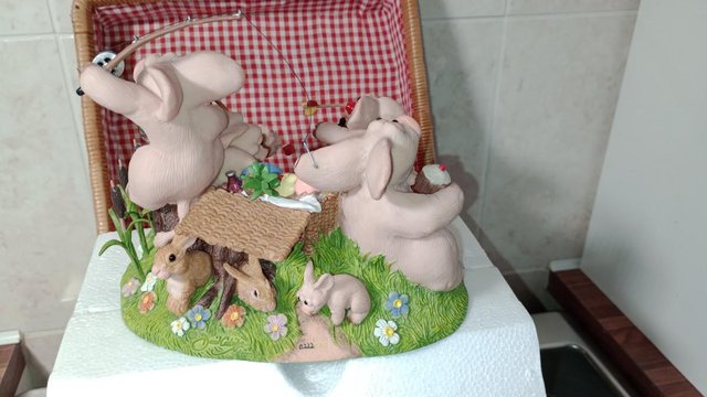 Image 7 of Limited Edition PIGGIN Picnic No 0222 With Wicker Basket