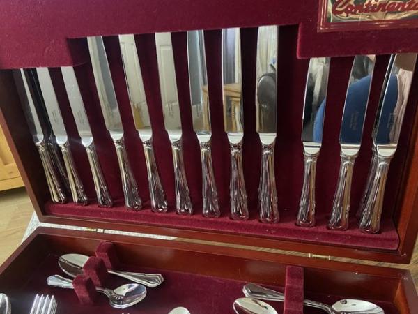 Image 1 of New ARTHUR PRICE cutlery canteen 60 piece set.