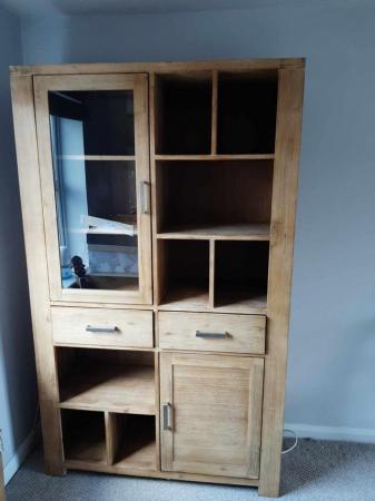 Image 2 of Dresser - solid wood in excellent condition