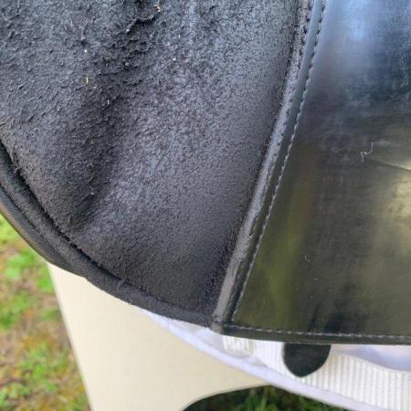 Image 5 of Thorowgood T4 17  inch cob saddle