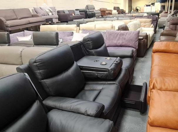 Image 13 of La-z-boy Daytona black leather electric 3+2 seater sofas