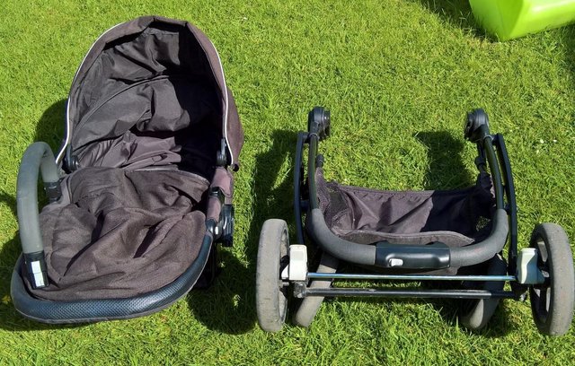 Image 2 of Graco Push chair with rain cover